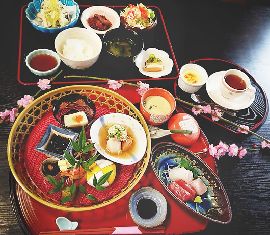 庭膳