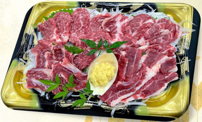 馬刺し盛り